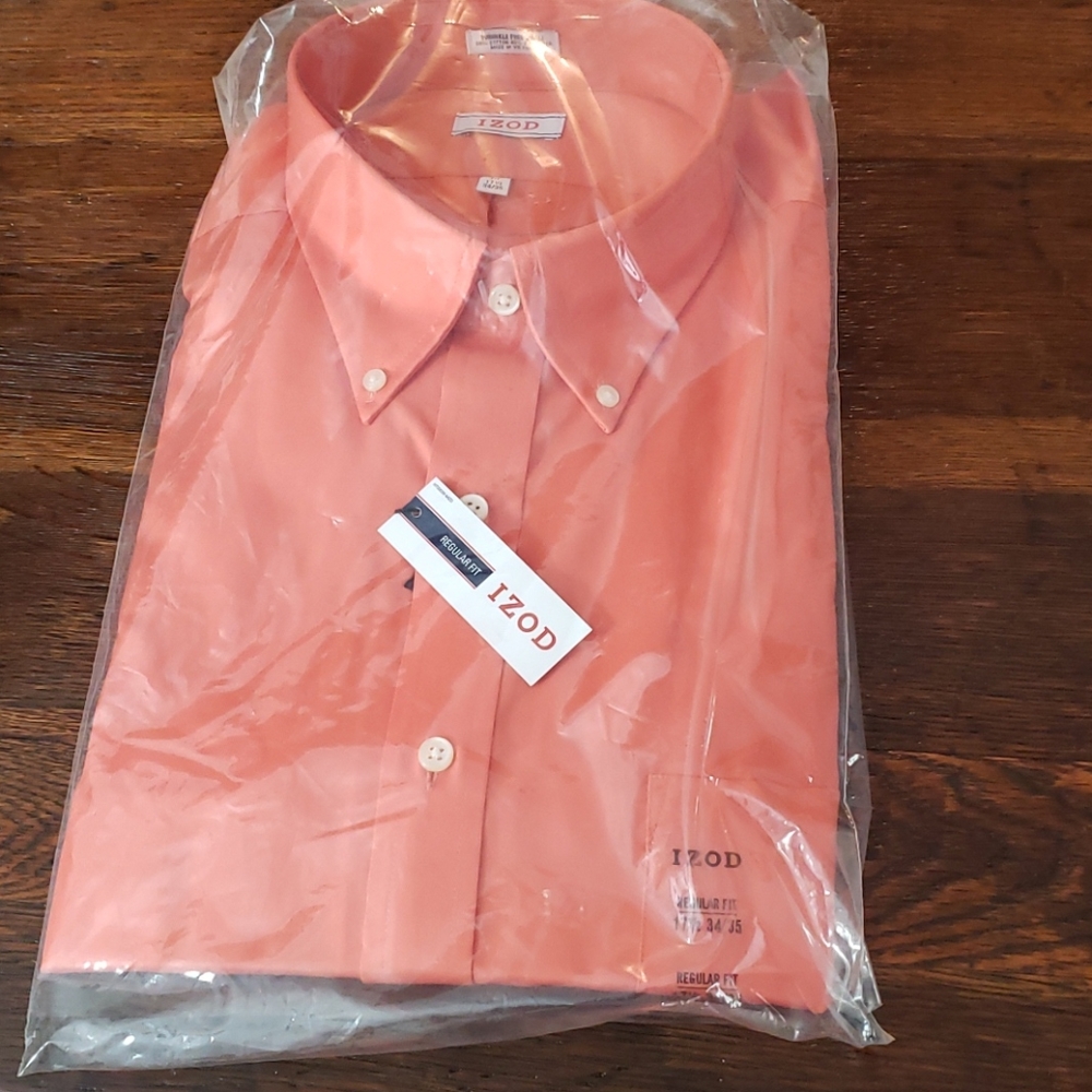 Izod button up